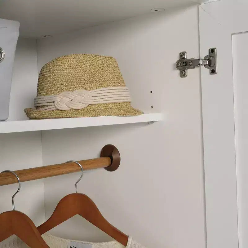 Armoire 2 portes en MDF blanc cassé avec tiroirs et ferrures métalliques