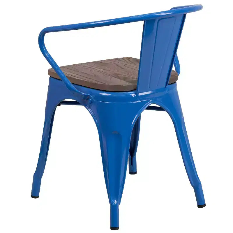 Chaise de bistrot empilable en métal avec assise et accoudoirs en bois