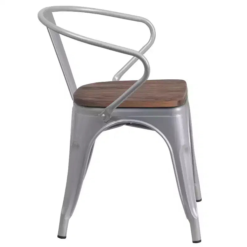 Chaise de bistrot empilable en métal avec assise et accoudoirs en bois