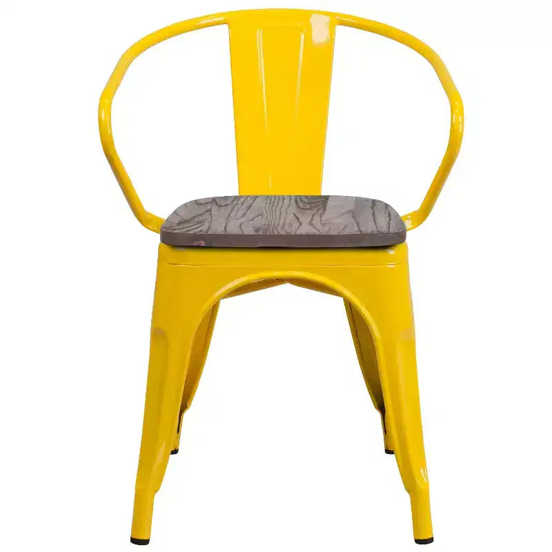 Chaise de bistrot empilable en métal avec assise et accoudoirs en bois