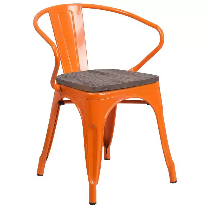 Chaise de bistrot empilable en métal avec assise et accoudoirs en bois