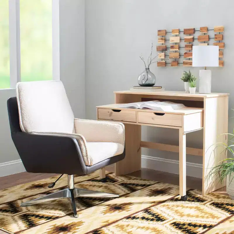 Fauteuil d'appoint pivotant en similicuir avec accoudoirs et base chromée