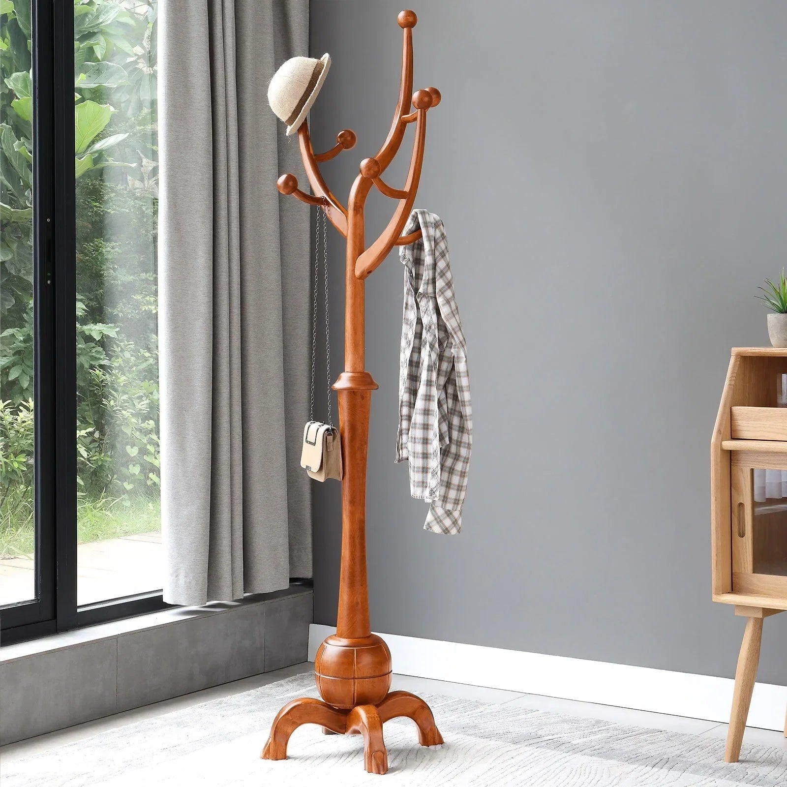 Porte-manteau sur pied en bois d'hévéa à motif de branches d'arbre avec 8 crochets - 24,5 l x 70,87 h